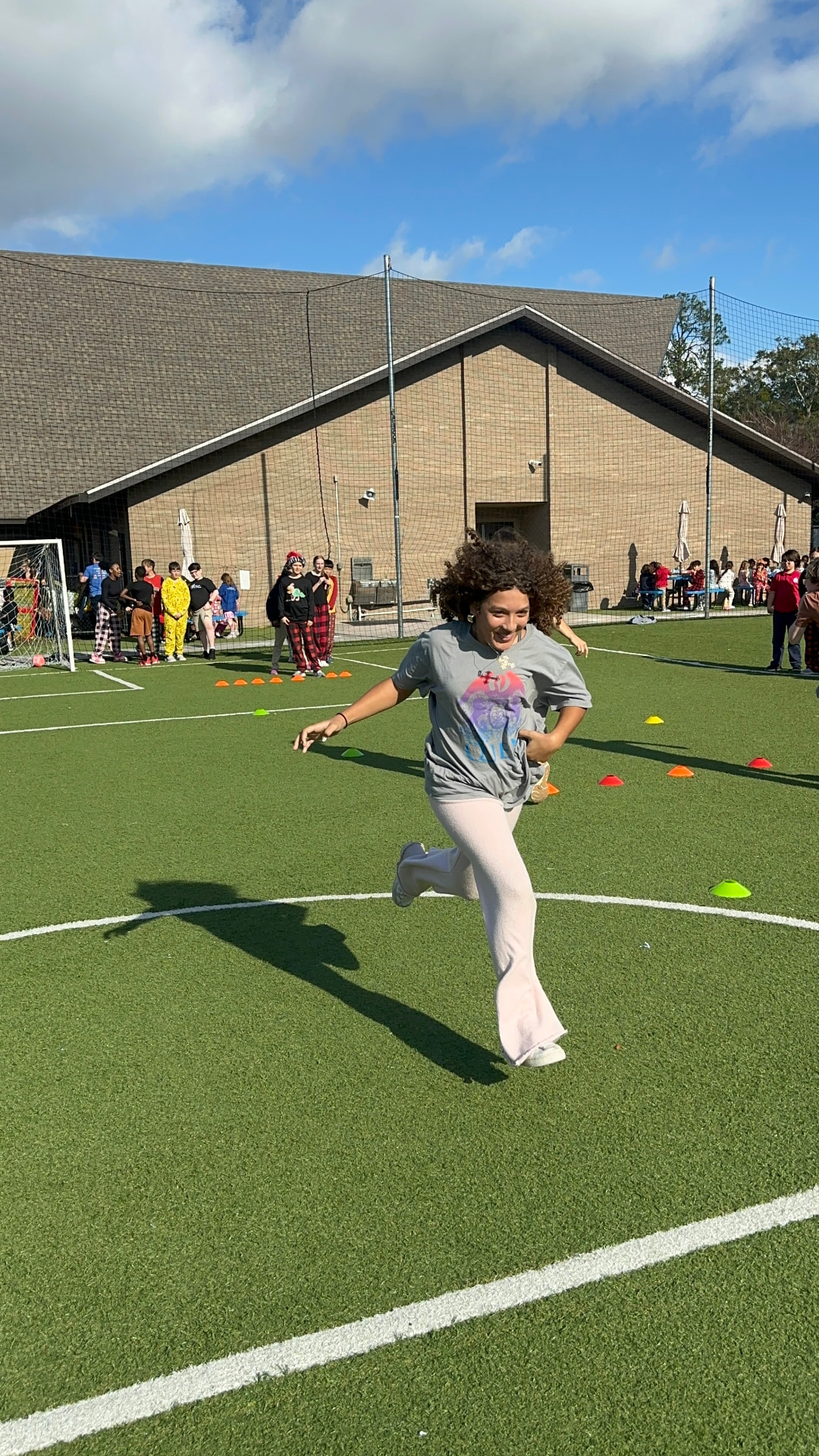 Sharks athletes and students during a FinsUp school visit, photo 5